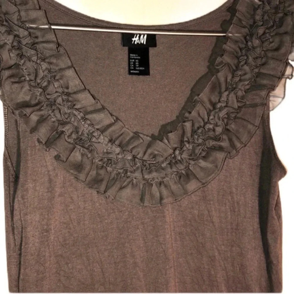 H&M EUC WOMENS TANK TOP SHIRT SUMMER SPRING CASUAL WOMEN SLEEVELESS SIZE XS - Picture 4 of 6